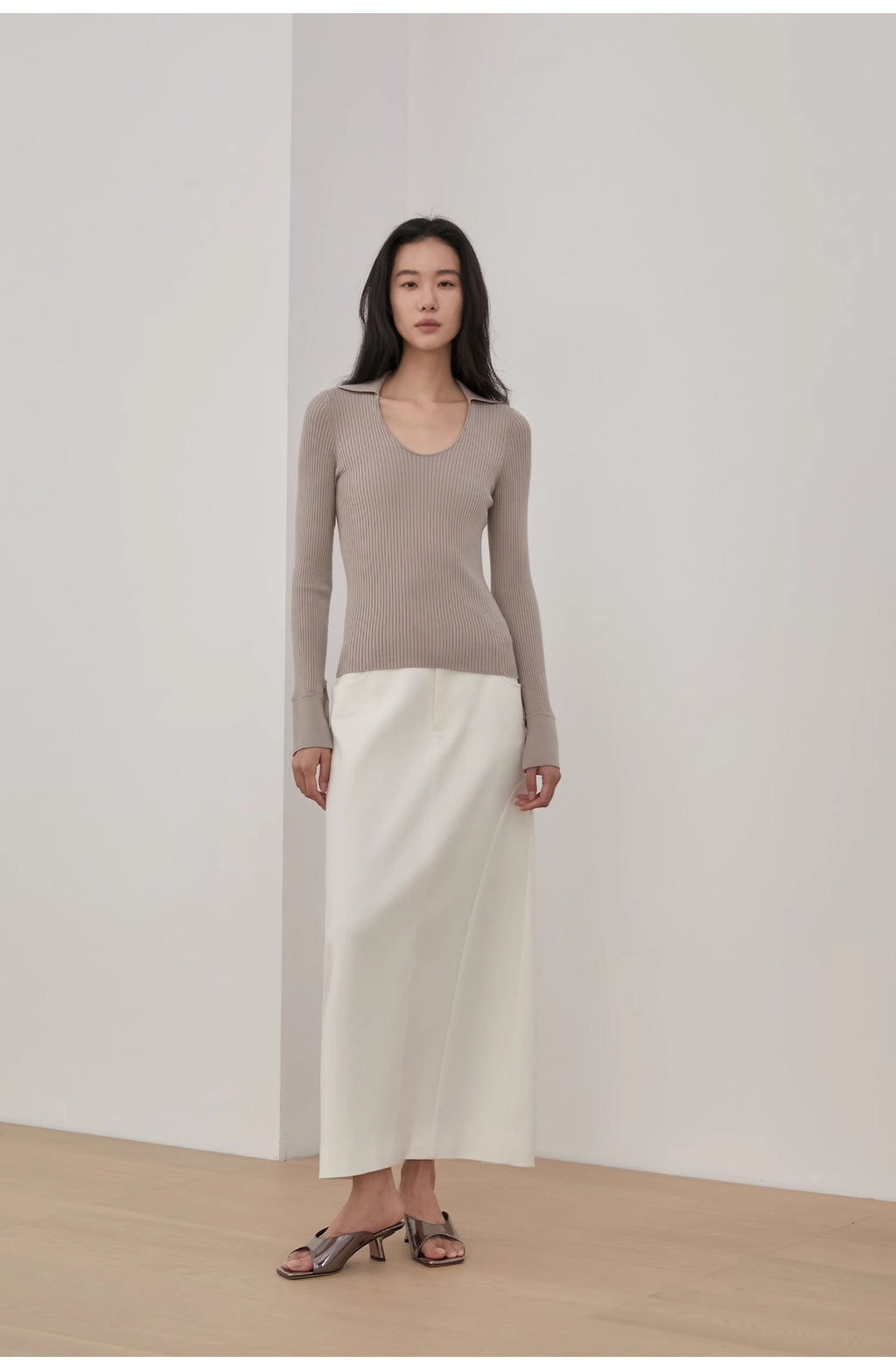 Low-Waisted Straight Skirt